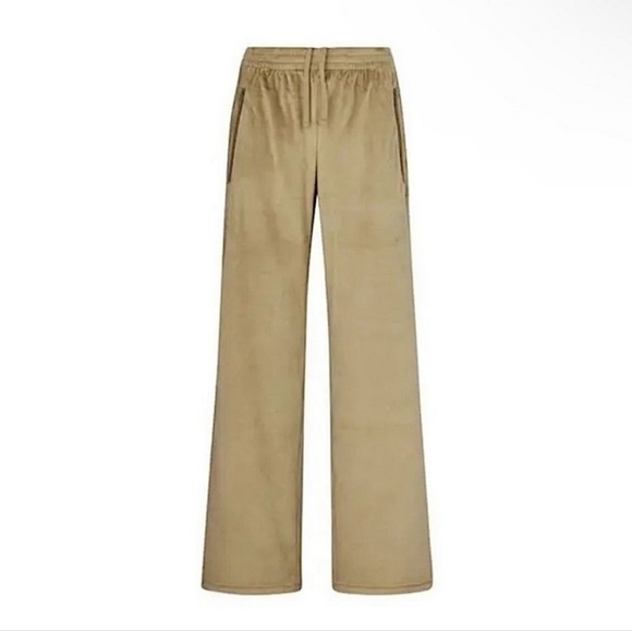 Skims Velour Joggers - Picture 4 of 7